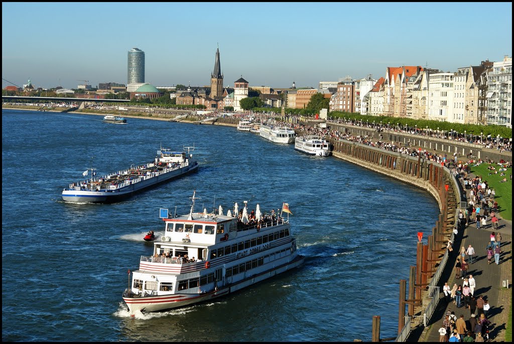 Germany - Düsseldorf and the River Rhine - Rheinpromenade - [By Stathis Chionidis]