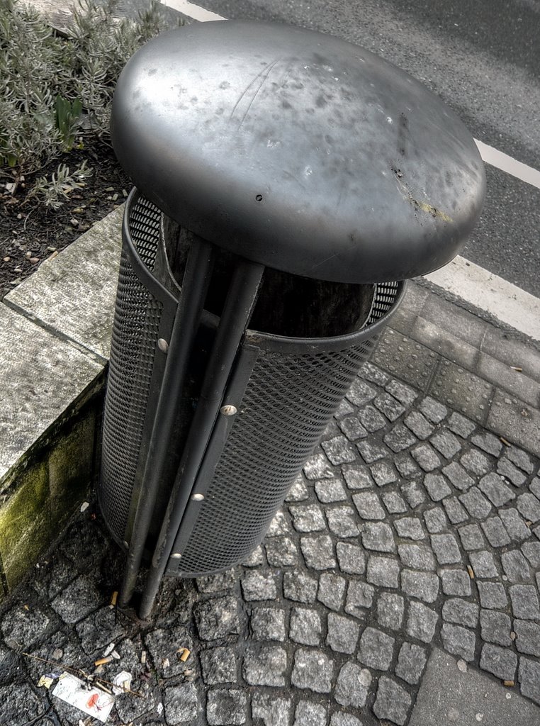 Die Endstücke der Erdwärmebohrungen fügen sich harmonisch ins Bild er Innenstadt