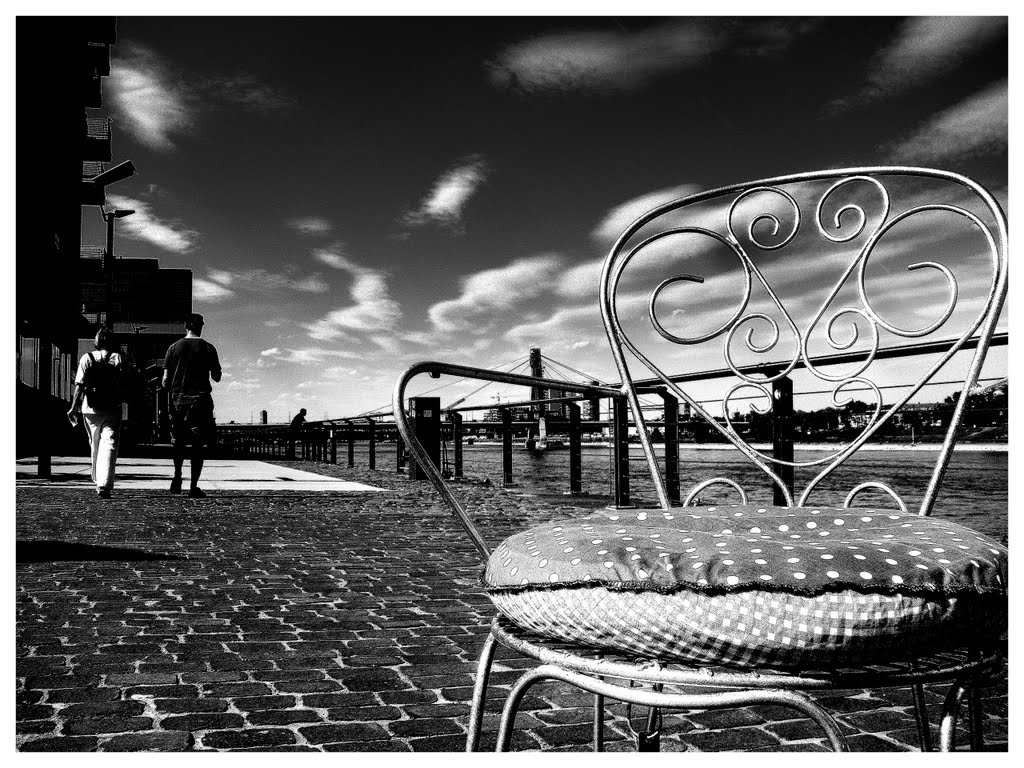 In the "Rheinauhafen"