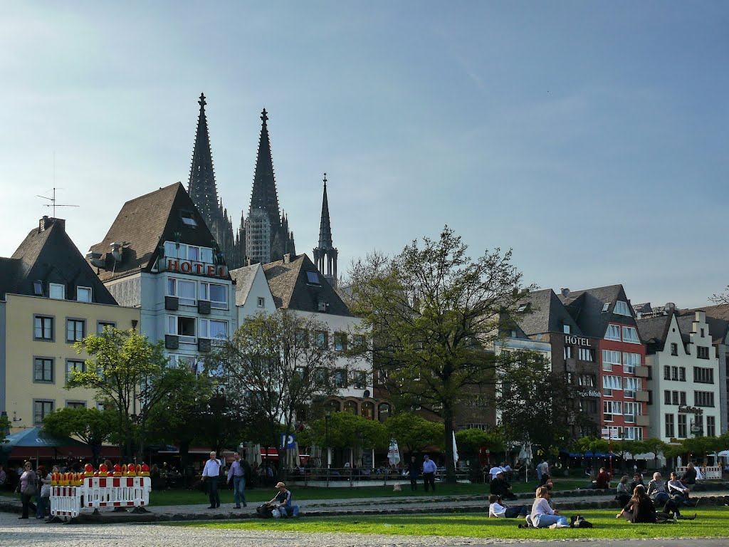 Koln beside of Rhine River _MR