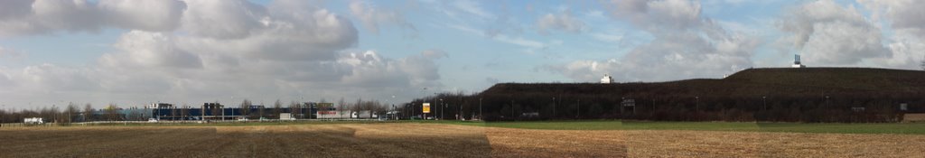 Blick über´s freie Feld auf den Europaring