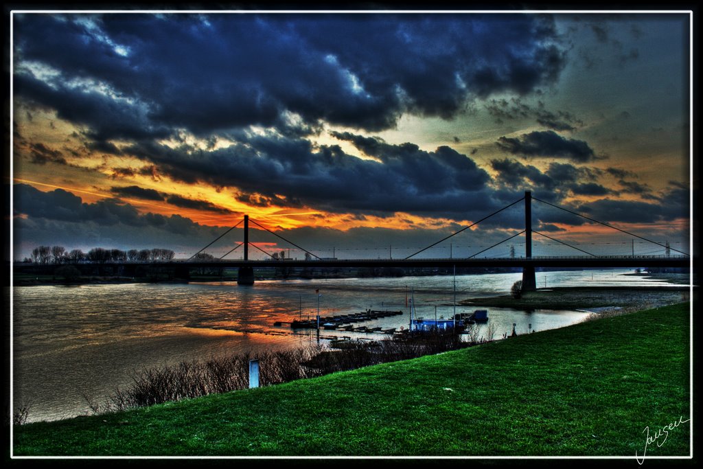 Leverkusen - Neulandpark (mit Blick auf den Rhein)