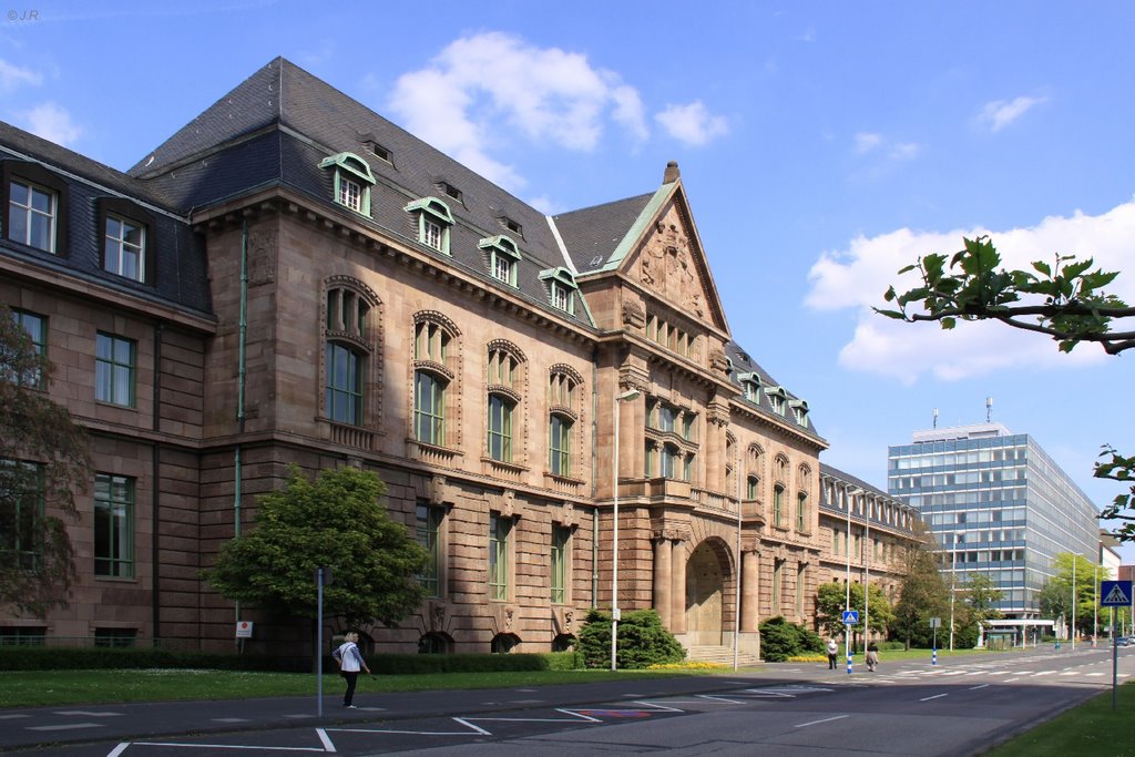 Kaiser-Wilhelm-Allee, Leverkusen