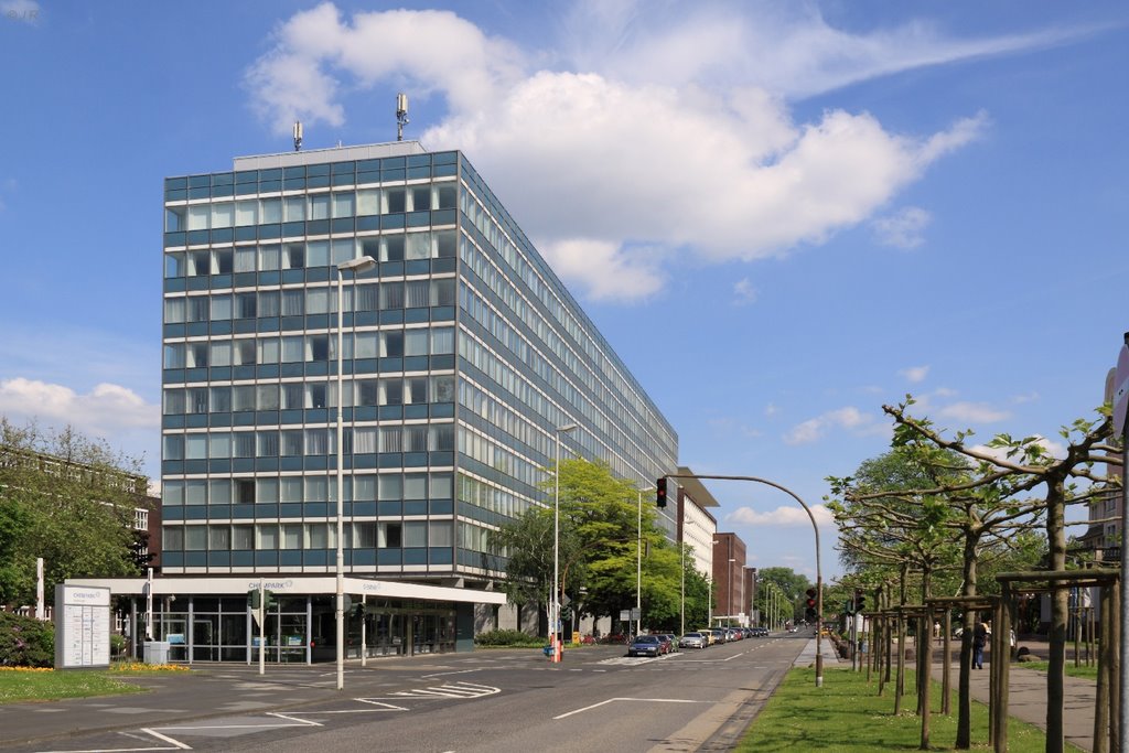 Kaiser-Wilhelm-Allee, Leverkusen