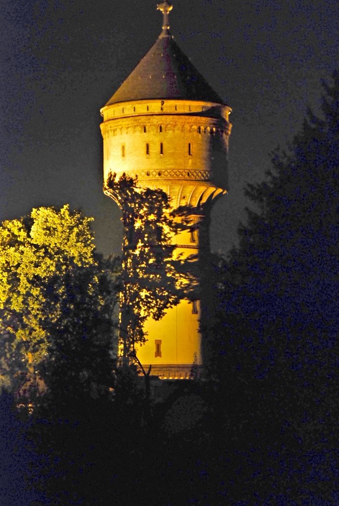 Wasserturm Lippstadt bei Nacht