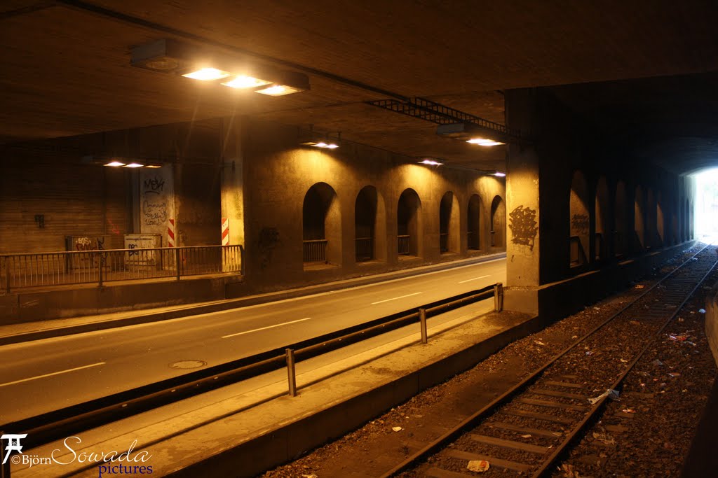 Alter und neuer Mittellandkanaltunnel