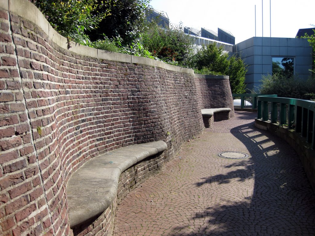 Aufgang vom Skulpturengarten zum Museum Abteiberg (2008)