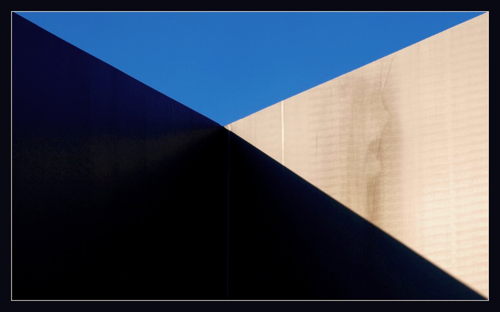 "END" by Gregor Schneider - Triangulation (15.01.09)
