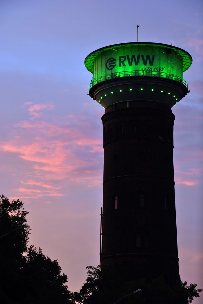 ¤{B}  Der Wasserturm