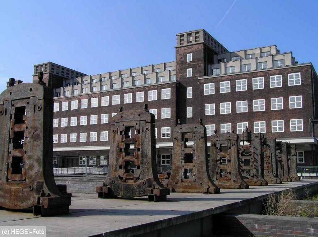 "Peter Behrens-Bau" - Zentralmagazin der Gutenhoffnungshütte Oberhausen
