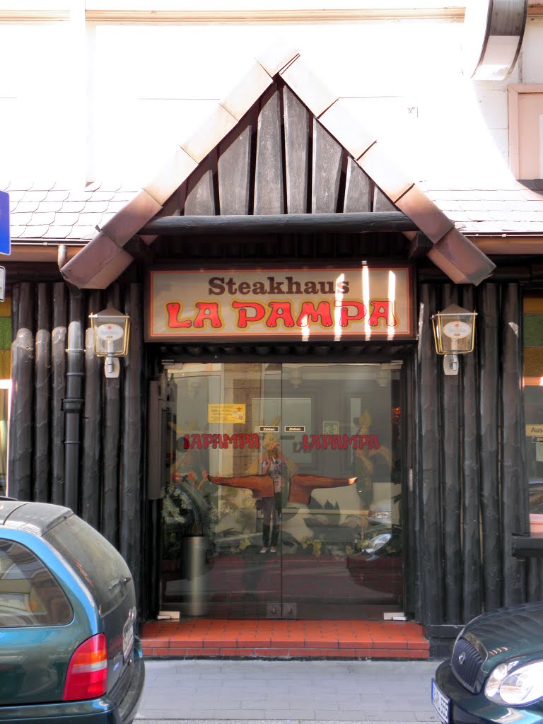 Eingang Steakhaus "La Pampa"