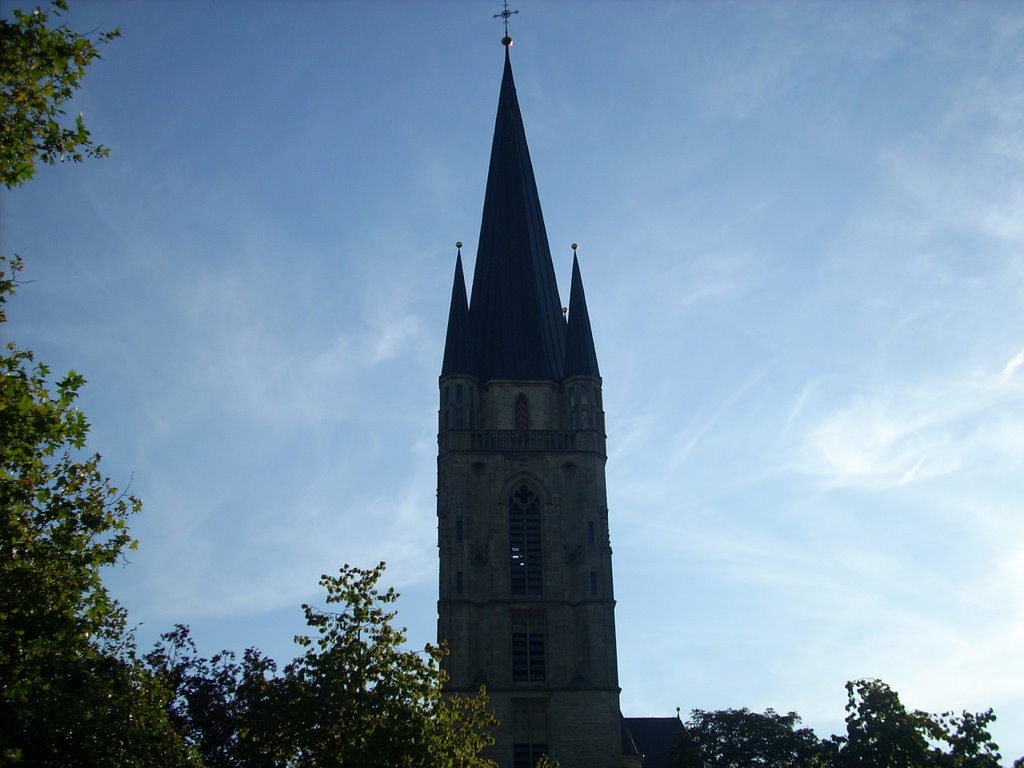 Paderborn  (  Kath. Herz-Jesu Kirche )   August 2009