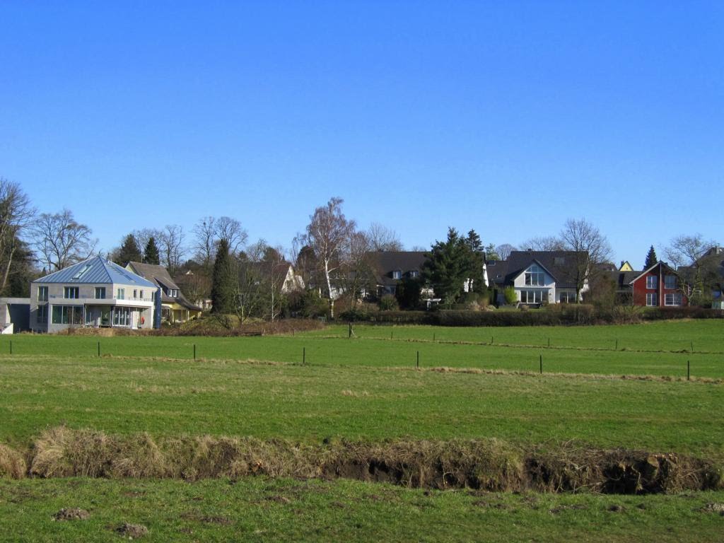 Wohnumfeld an der Wasserburg "Haus im Haus" in Ratingen