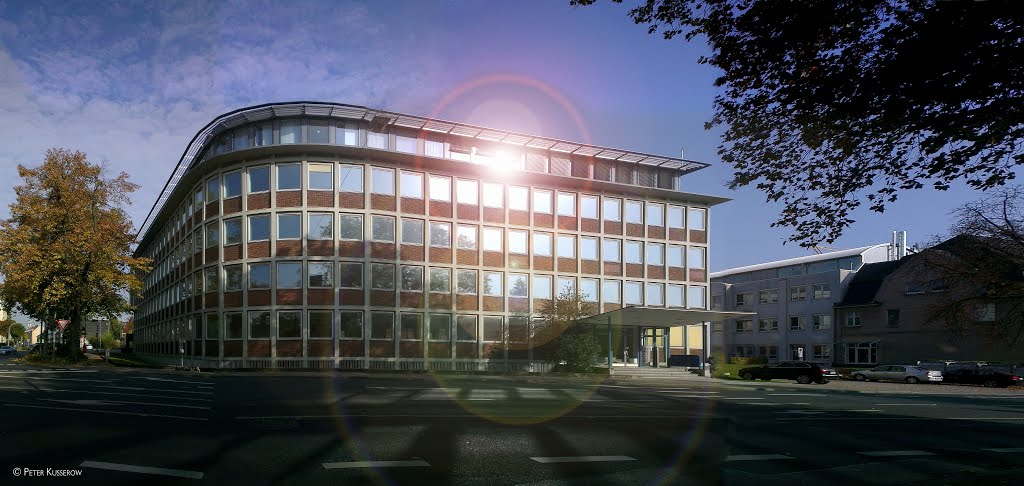 Ratingen - Ehemaliges Carlo-Emag-Verwaltungsgebäude (Panorama) -  ©HDRphoto 23.10.2012