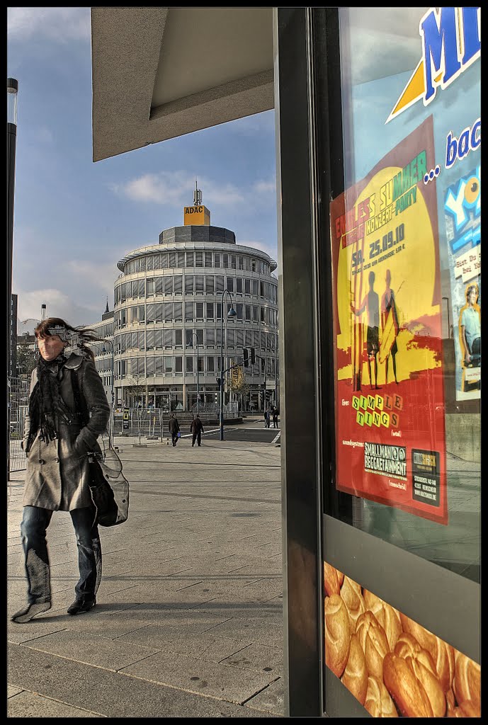 Der ADAC hat mit der neuen Geschäftsstelle einen architektonischen Akzent gesetzt