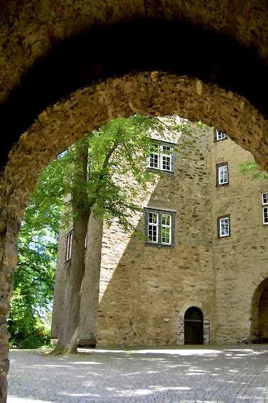 06.145 siegen das obere schloss 2005.