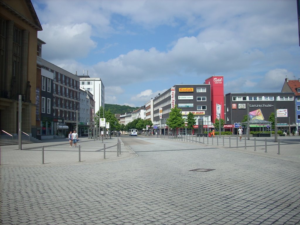 Hagen-Innenstadt  ElberfelderStr./Theaterplatz.   Mai 2009
