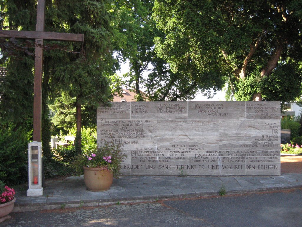 Kriegerdenkmal in Widdig