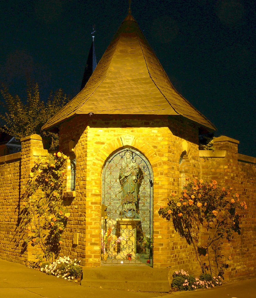 Niederkassel Kirche