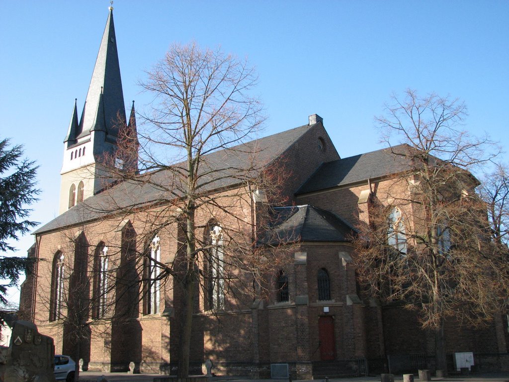 St. Thomas Apostel Seitenansicht