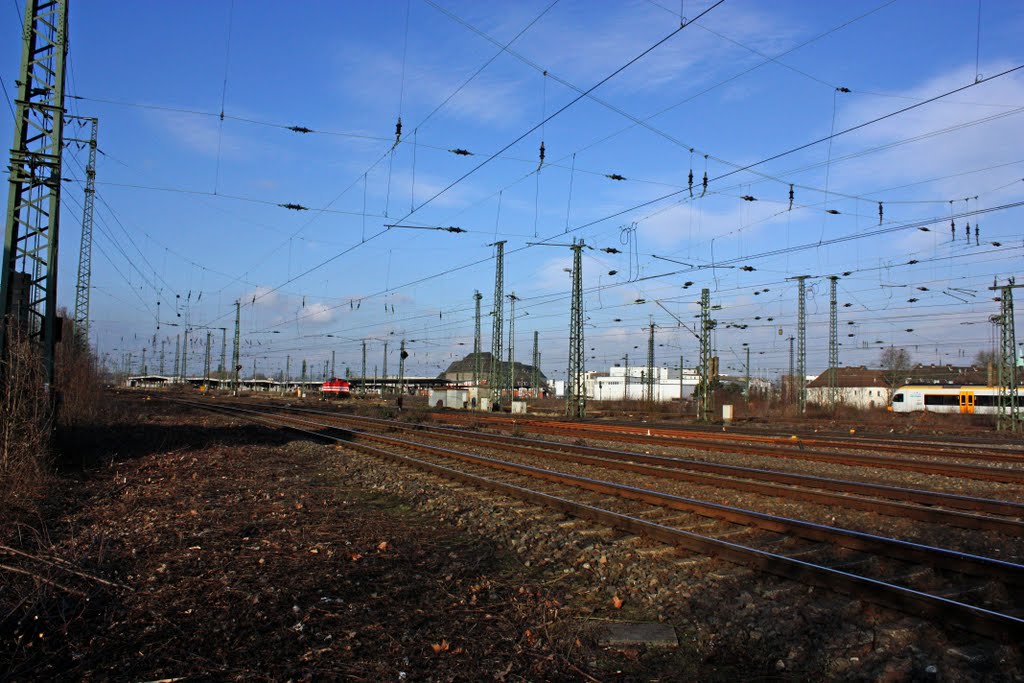 Gleisanlagen und Hauptbahnhof Hamm von leicht südwesten gesehen. Von der Bannigstrasse