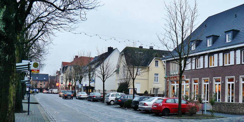 Alleestraße in Ennigerloh mit Cafè am Markt