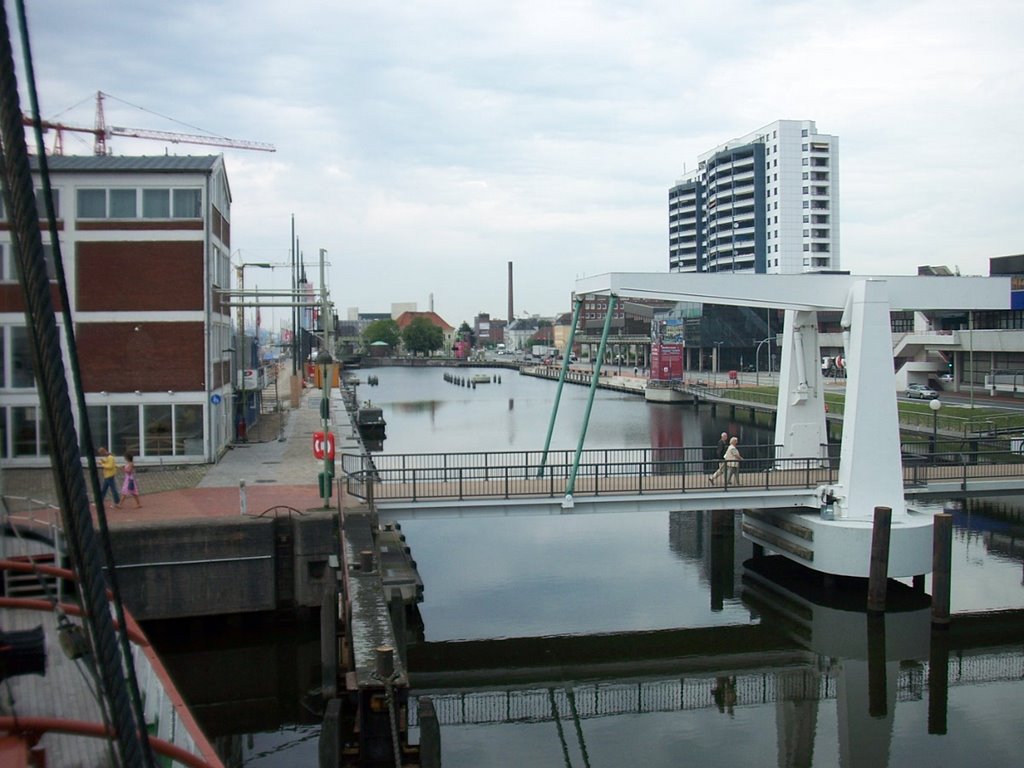 Klappbrücke Alter Hafen