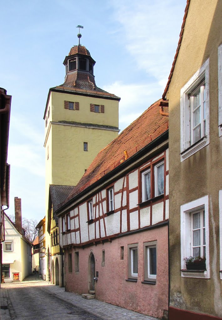 Weißenburg in Bayern - Blick zum Ellinger Torturm