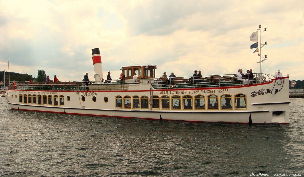 Rundfahrt mit dem Dampfschiff "Europa" auf der Müritz.