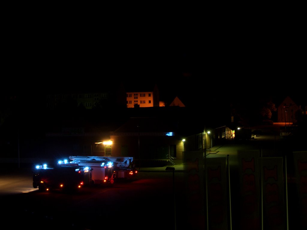 Feuerwehr bei Nacht