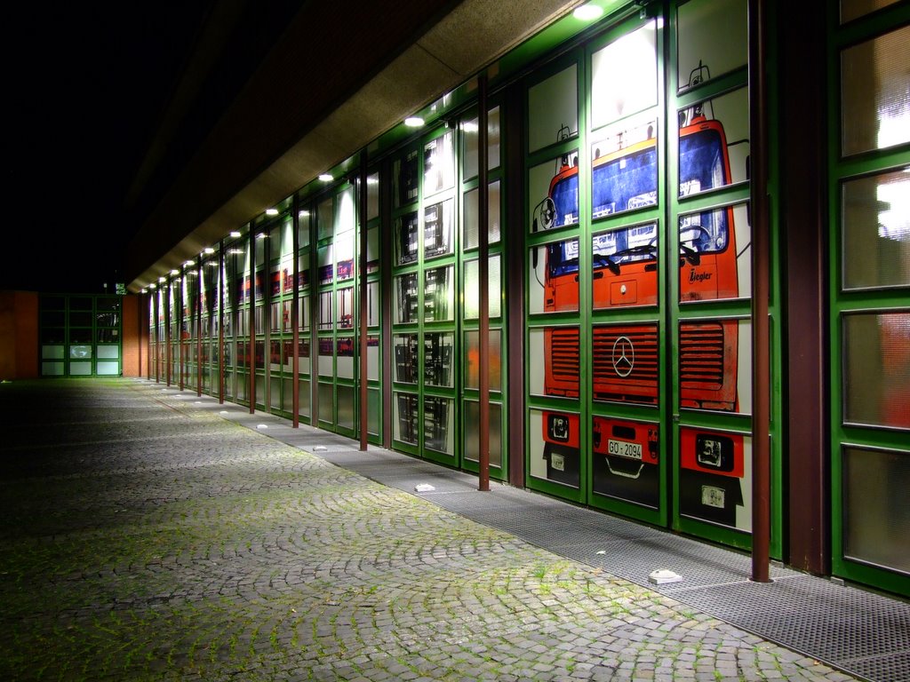 Ausfahrttore der BF Göttingen bei Nacht