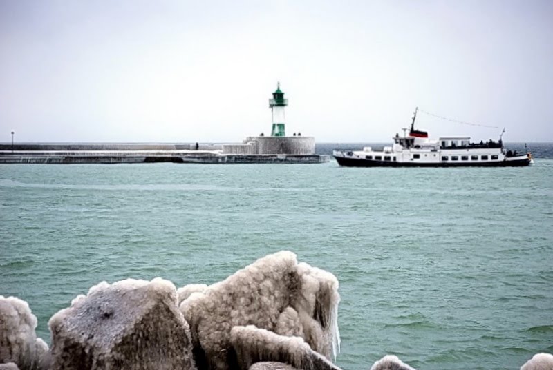 Einfahrt zum Sassnitzer Hafen