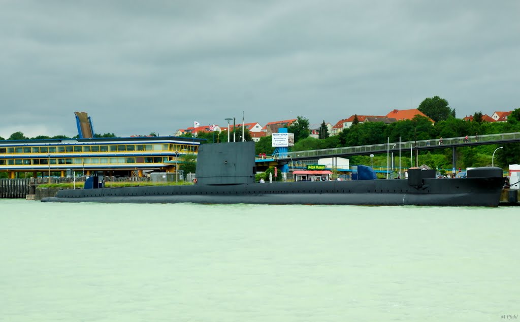 H.M.S. Otus im Hafen Sassnitz