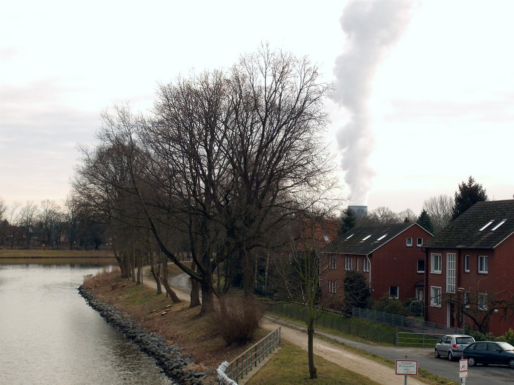 Dortmund-Emskanaal en kerncentrale in Lingen