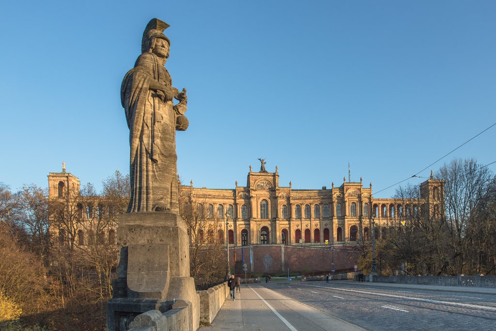 Panorama Maximilianeum ++ Ausflugsziel München ++ Bavarian Parliament