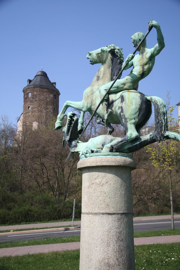 Hlg. Georg, Schutzpatron der Kreuzritter, vor dem alten Schloss