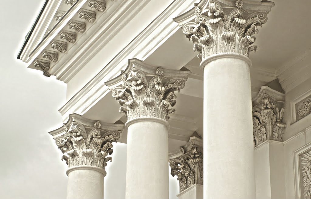 Corinthian capitals at Helsinki Cathedral ©twe2009☼
