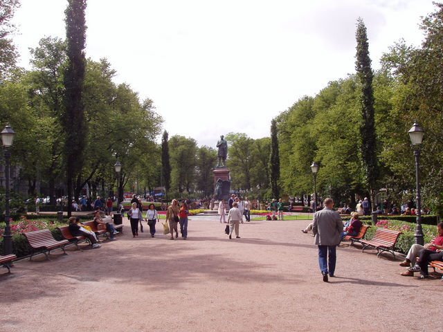 359 Helsinki, Statue von J. L. Runeberg
