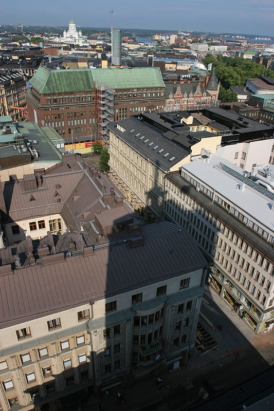 Shadow of Hotel Torni