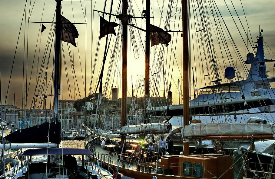 Cannes Festival bay West view _MR