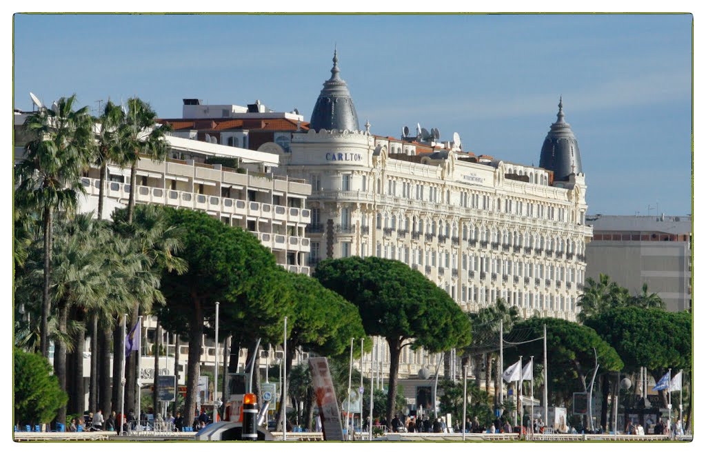 Hôtel Le Carlton, sur la Croisette.