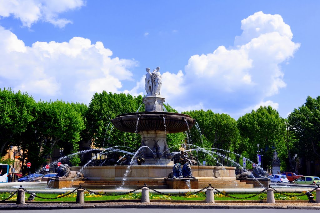 Aix en Provence - Fontaine de la Rotonde
