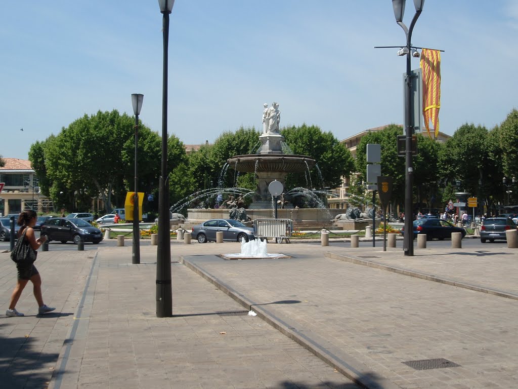 Fountain at start of Cours Mirabeau