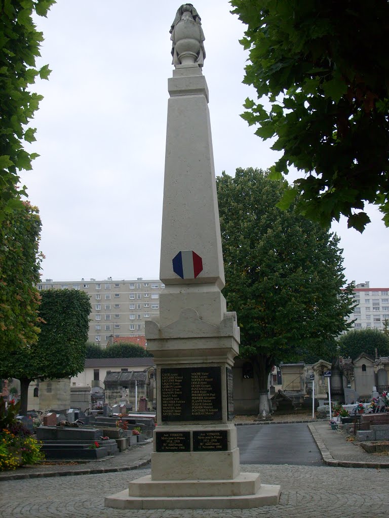 94-Vitry sur Seine monument aux morts du Cimetière