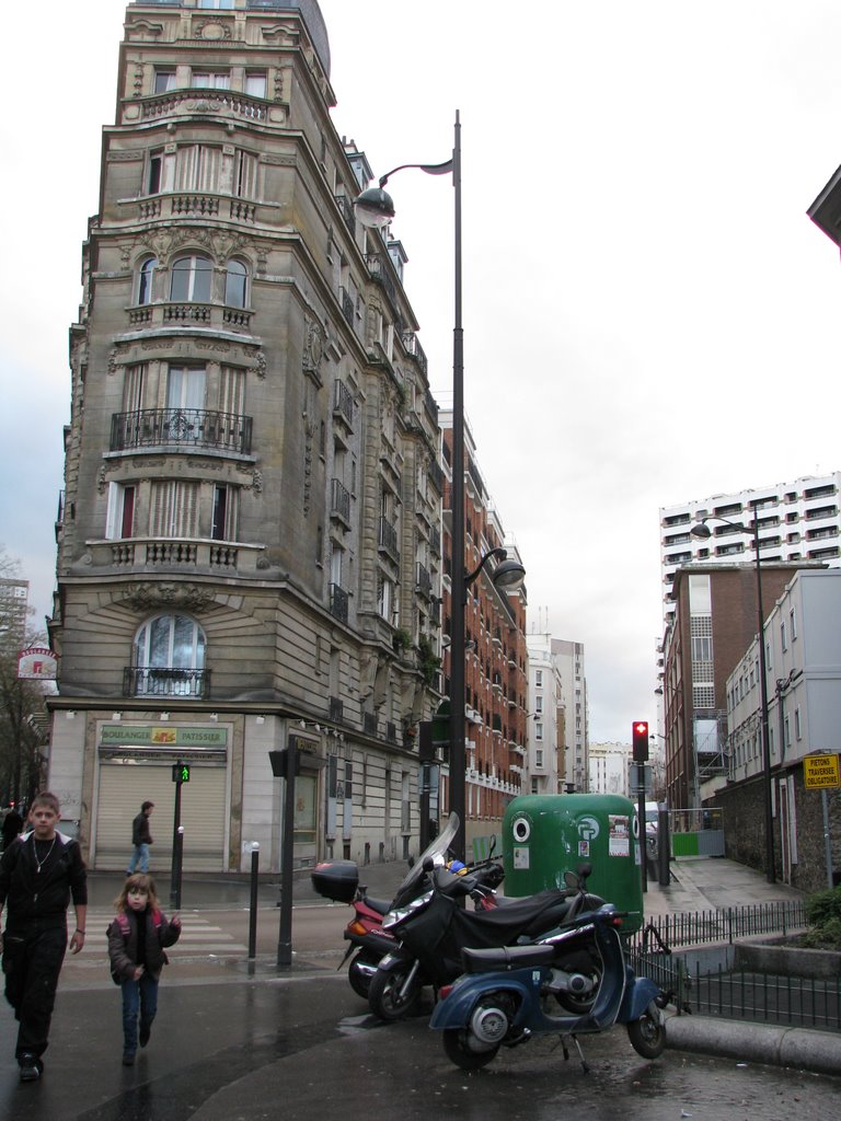 parisian flatiron building