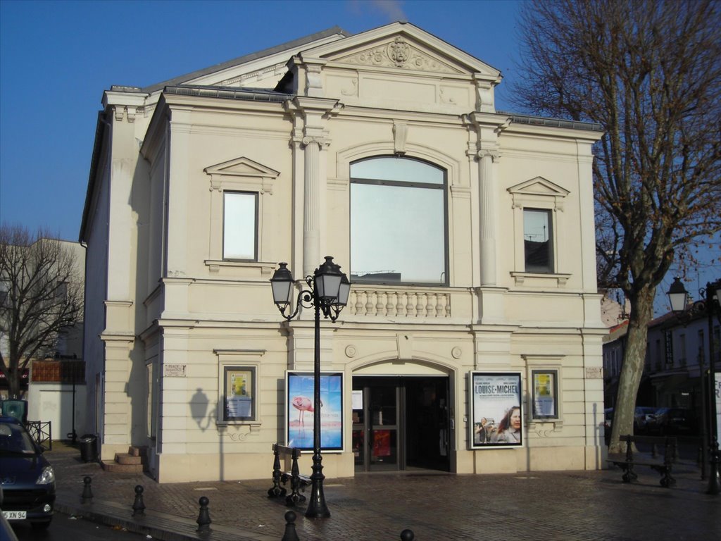 ST-MAUR - Le cinéma le Lido