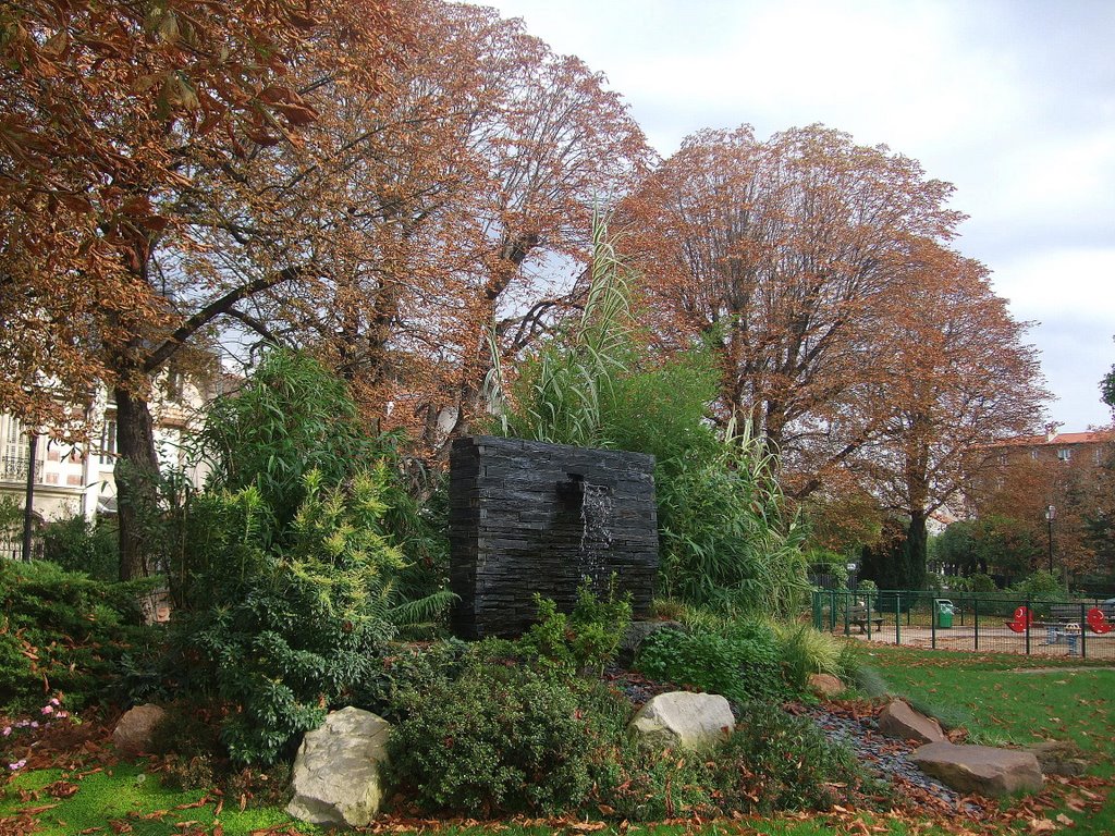 Fontaine sur la place de verdun