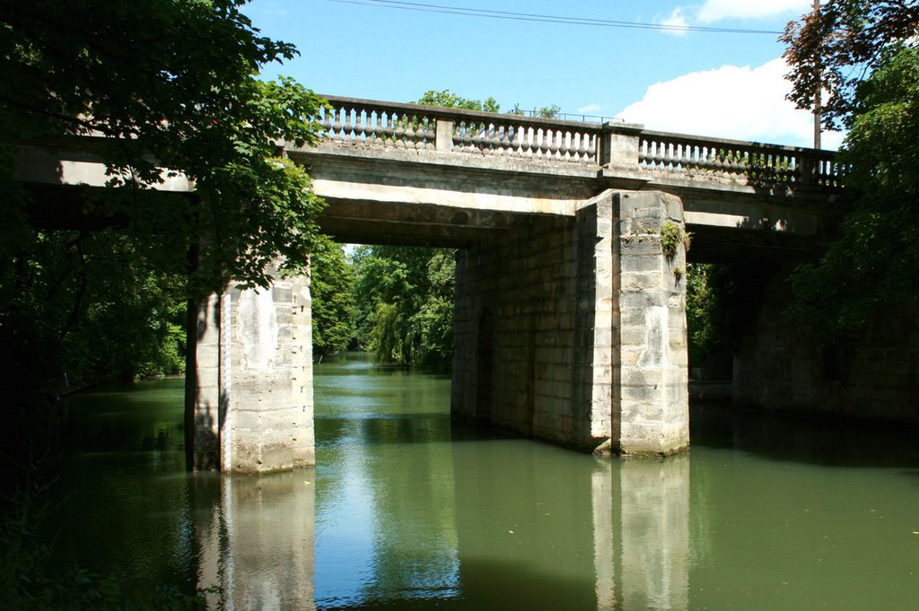 PONT DE LILE DE CRETEIL VUE DES BORDS DE MARNE