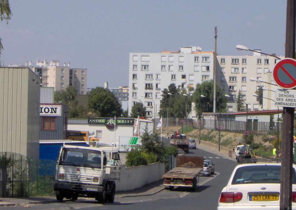 cité amitié, montreuil
