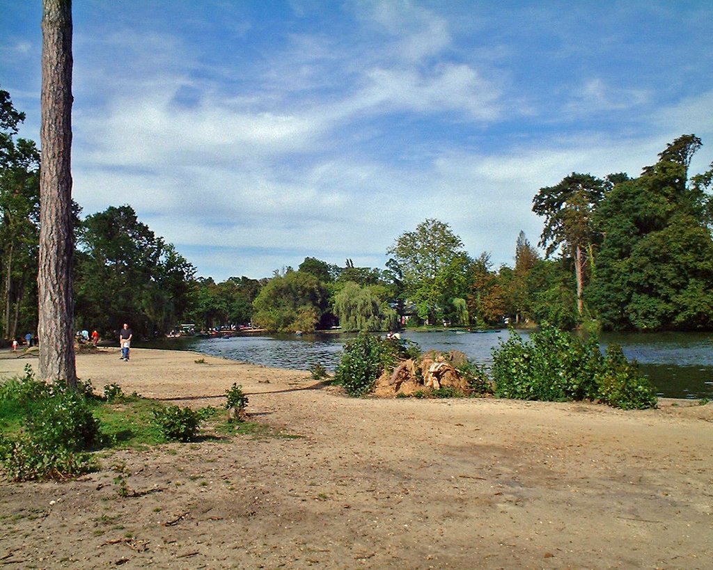 Bois De Vincennes - Lac Des Minimes